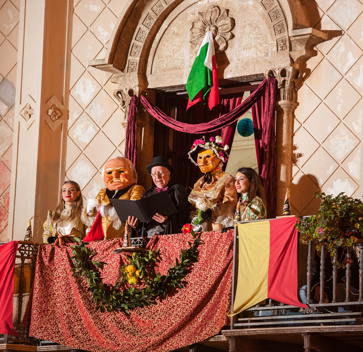 Storia Carnevale Termini Imerese con u Nannu e a Nanna